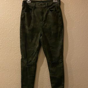 Army style jeansSIZE 12 regular American eagle